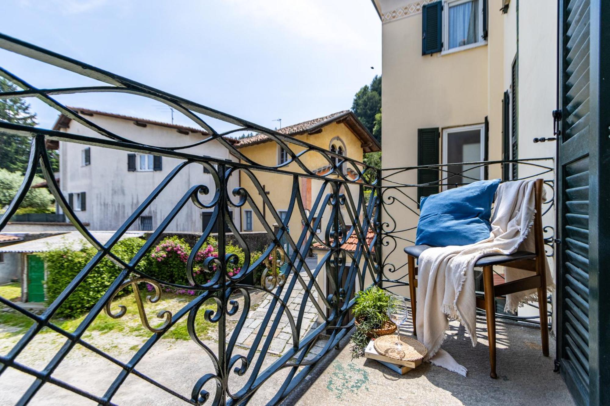 Le Dalie - Appartamento Stresa - Magognino Brisino ภายนอก รูปภาพ