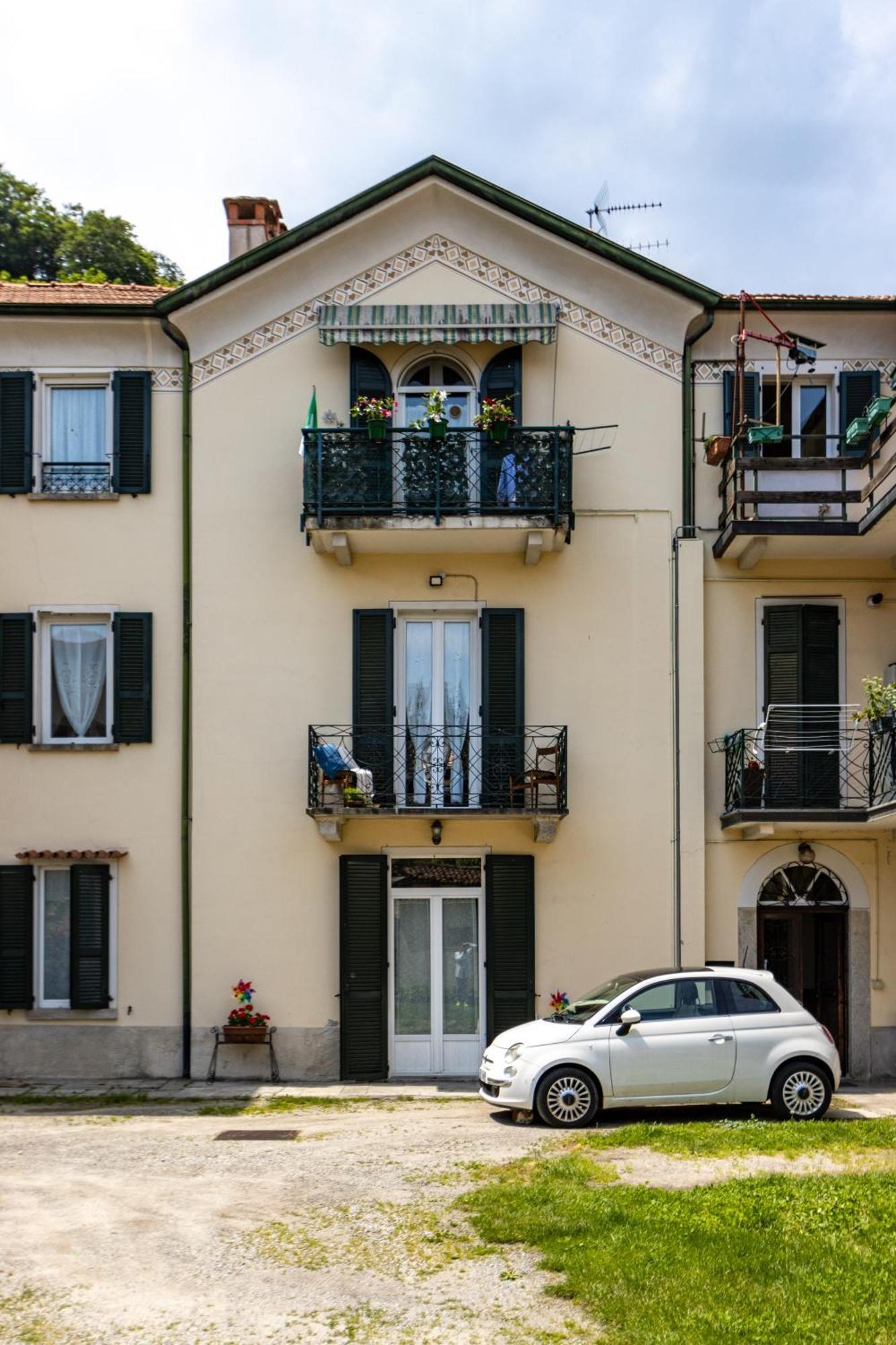 Le Dalie - Appartamento Stresa - Magognino Brisino ภายนอก รูปภาพ