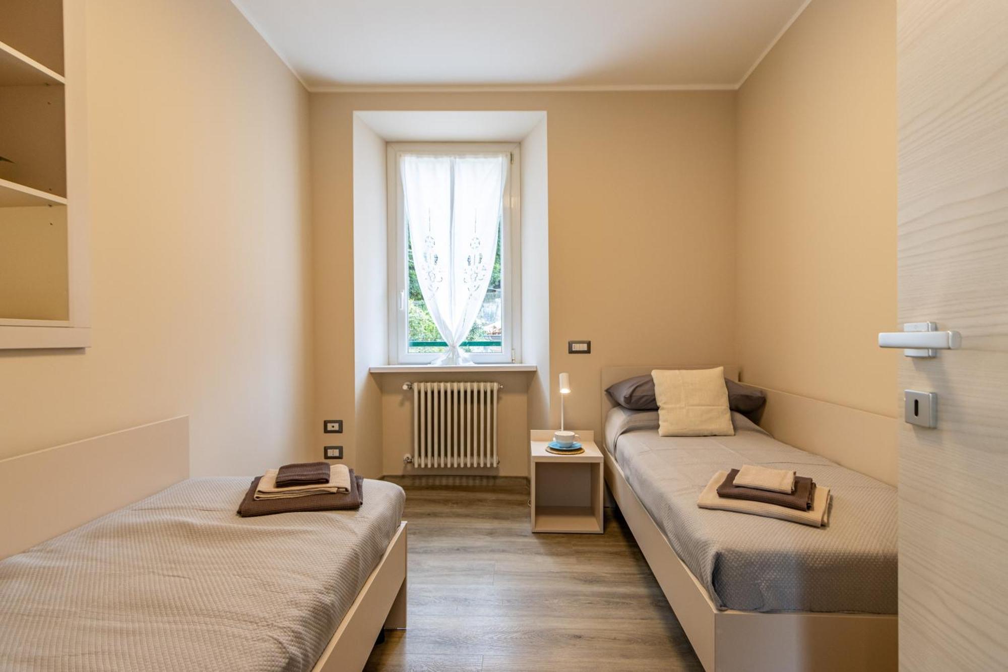 Le Dalie - Appartamento Stresa - Magognino Brisino ภายนอก รูปภาพ